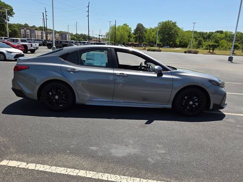 New 2026 Toyota Camry SE FWD image 13
