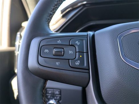 Used 2025 GMC Sierra 2500 AT4 w/ AT4 Premium Plus Package image 27