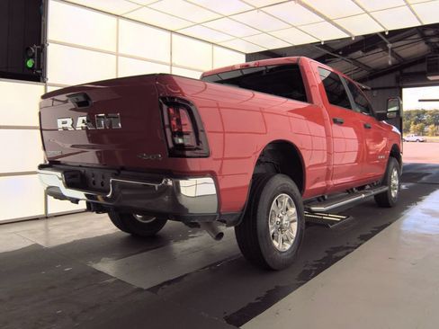 Used 2026 RAM 2500 Big Horn AWD/4WD image 5