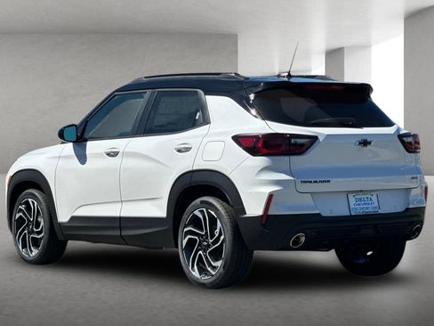 New 2026 Chevrolet TrailBlazer RS w/ Convenience Package FWD image 6
