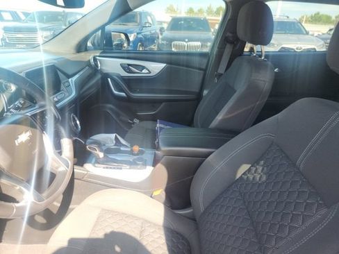 Used 2020 Chevrolet Blazer LT FWD image 8