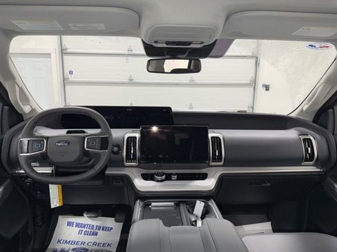 New 2026 Ford Expedition Max Active image 9