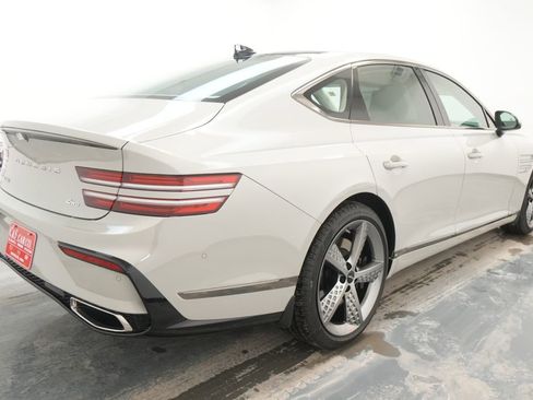 New 2026 Genesis G80 2.5T Sport Prestige image 9