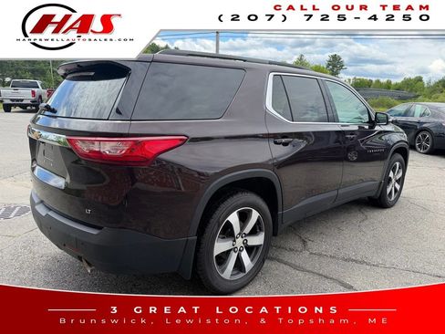 Used 2020 Chevrolet Traverse LT w/ LT Premium Package AWD/4WD image 7
