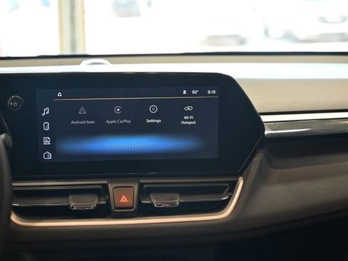 Used 2024 Chevrolet TrailBlazer LS w/ LS Convenience Package FWD image 15