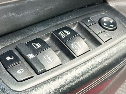 Used 2016 Jeep Grand Cherokee Laredo image 8