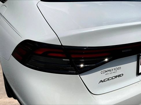 Used 2023 Honda Accord EX image 24