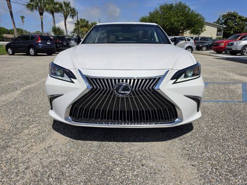 Used 2021 Lexus ES 350 w/ Accessory Package FWD image 7