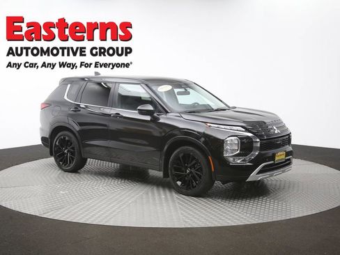 Used 2024 Mitsubishi Outlander SE AWD/4WD image 48
