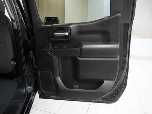 Used 2022 Chevrolet Silverado 1500 Custom image 22