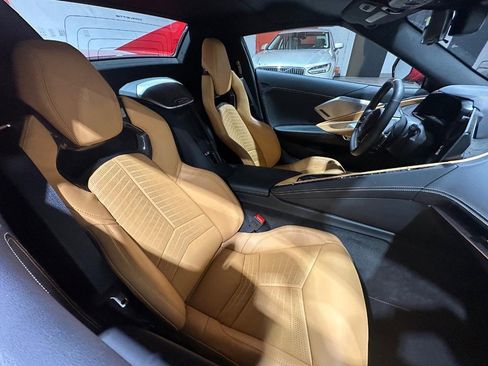 Used 2025 Chevrolet Corvette Stingray Preferred Conv image 12