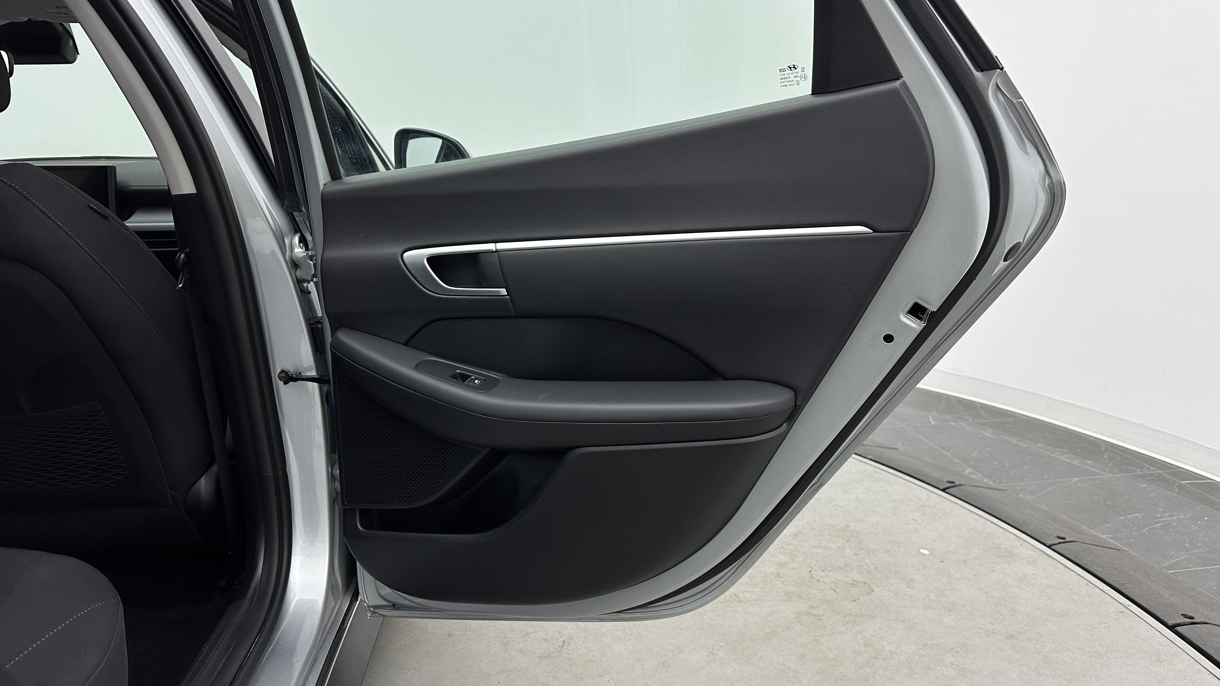 Used 2026 Hyundai Sonata Blue FWD image 33