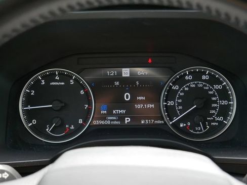 Used 2022 Mitsubishi Outlander SE AWD/4WD image 19