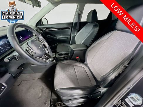 Certified 2024 Kia Seltos S image 21