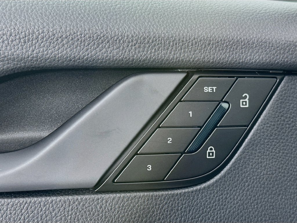 Certified 2026 Porsche 911 Carrera T RWD image 19