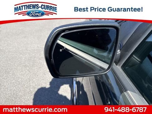 Certified 2024 Ford Edge SE image 8