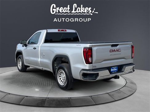 Used 2022 GMC Sierra 1500 Pro w/ Convenience Package image 3