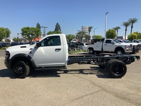 New 2026 RAM 5500 Tradesman AWD/4WD image 7