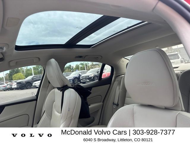 Used 2019 Volvo S60 T6 Inscription AWD/4WD image 5