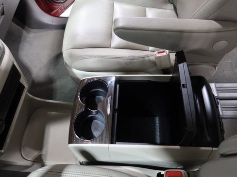 Used 2019 Toyota Sienna XLE FWD image 28