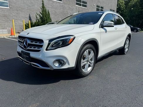 Certified 2020 Mercedes-Benz GLA 250 4MATIC image 7