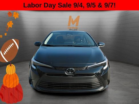 New 2026 Toyota Corolla LE FWD image 1