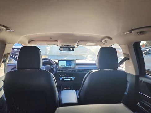 New 2026 Lincoln Corsair Premiere image 19