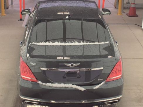 Used 2019 Genesis G90 3.3T Premium image 6