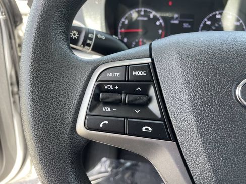Used 2020 Hyundai Accent SE FWD image 24