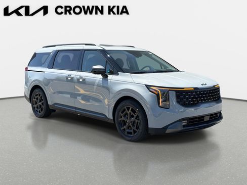 New 2026 Kia Carnival SX Prestige FWD image 3