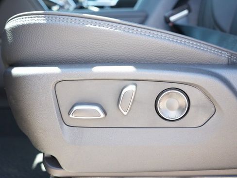 New 2025 GMC Sierra 2500 Denali w/ Denali Reserve Package image 18