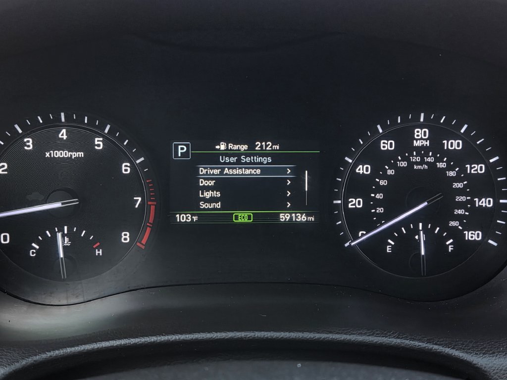 Used 2020 Genesis G80 3.8 RWD image 21