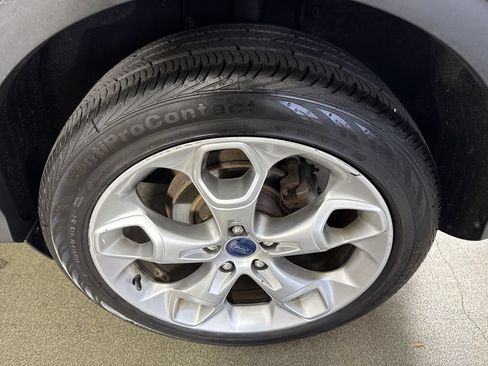 Used 2014 Ford Escape Titanium w/ Equipment Group 401A AWD/4WD image 6