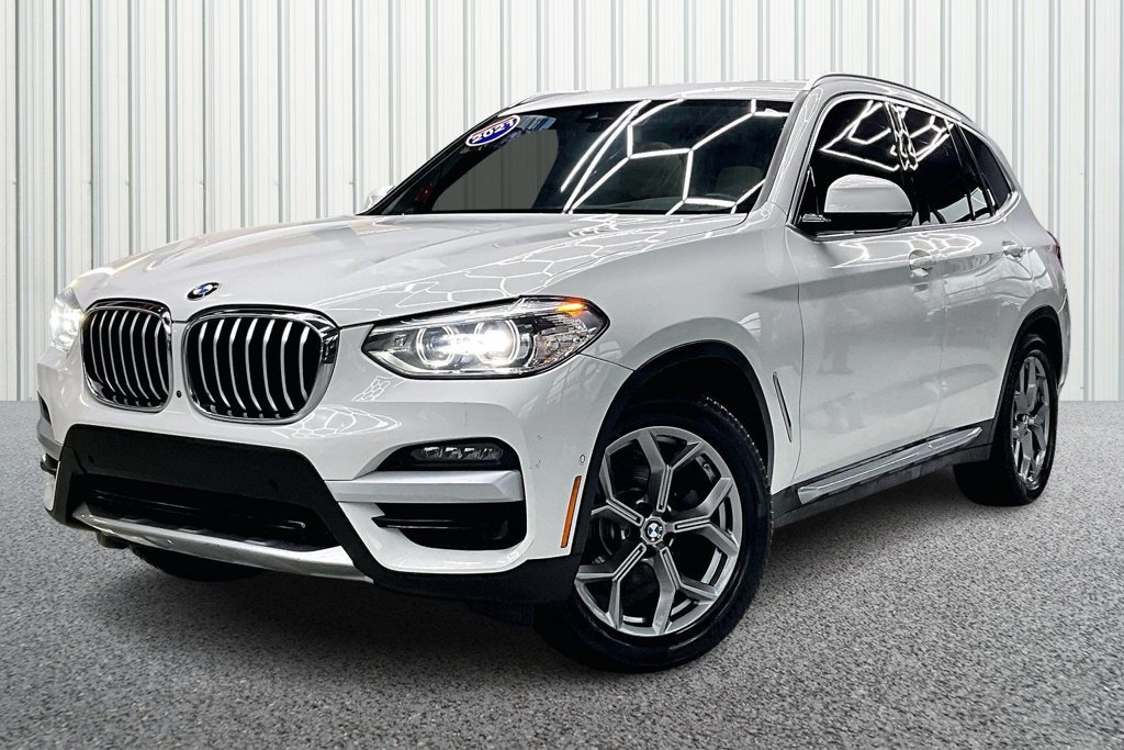 Used 2021 BMW X3 xDrive30i w/ Premium Package AWD/4WD image 3
