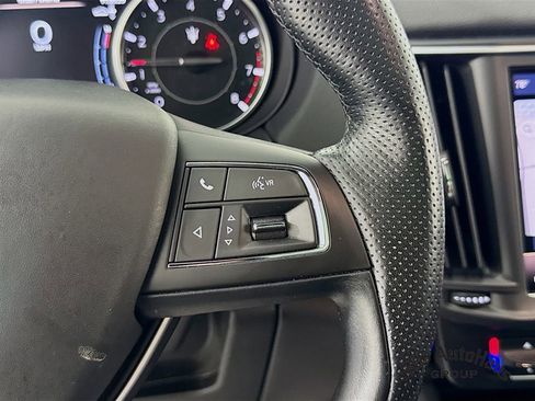 Used 2022 Maserati Levante Modena image 14