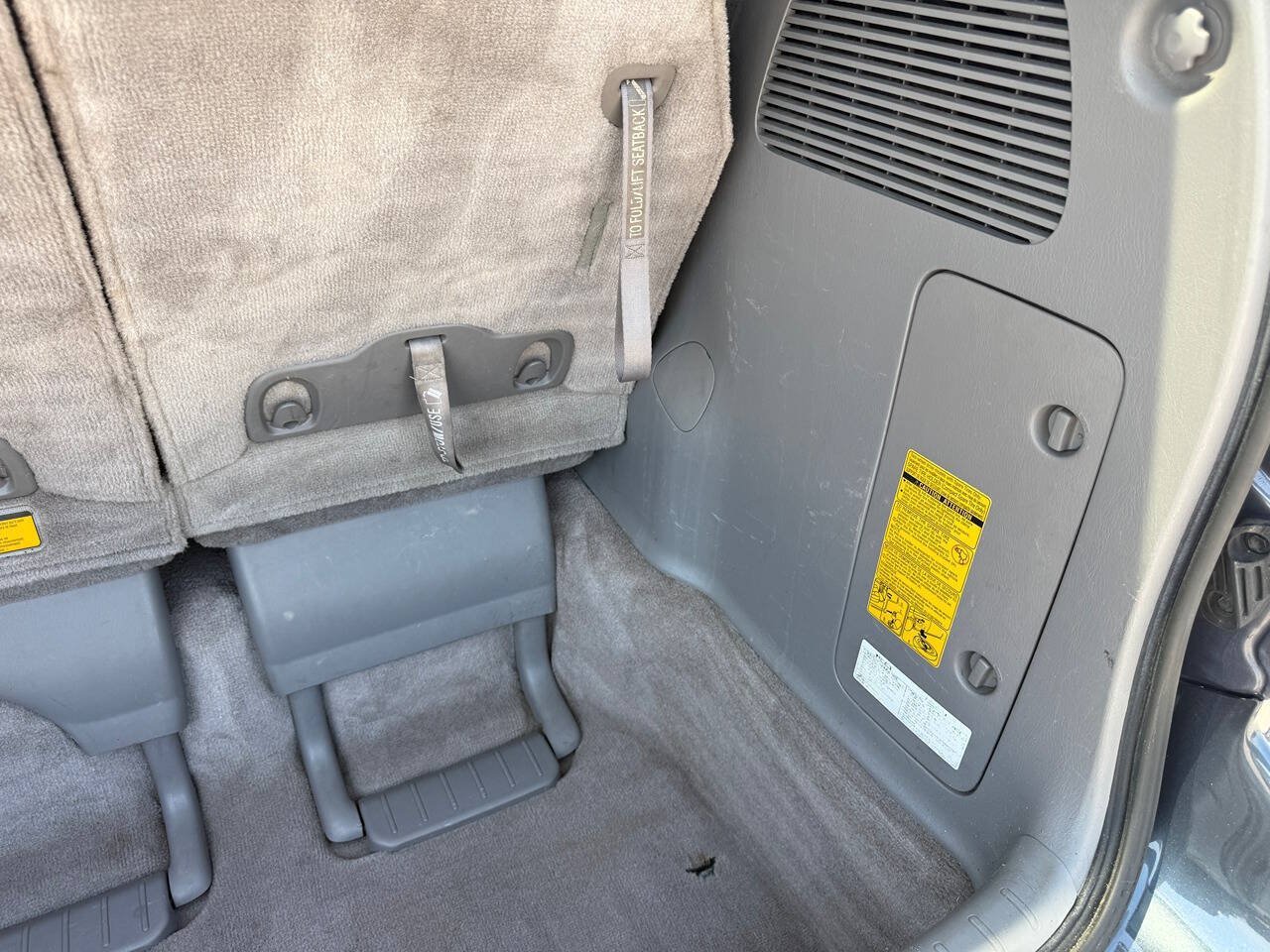 Used 2008 Toyota Sienna LE FWD image 29
