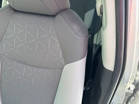 Used 2023 Toyota RAV4 XLE w/ Convenience Package FWD image 10