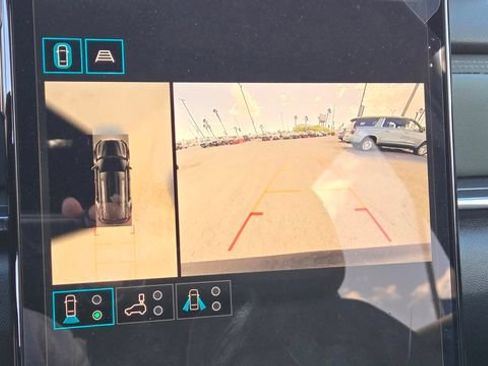 New 2026 GMC Terrain AT4 w/ Convenience Package III AWD/4WD image 8