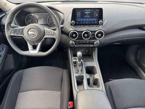Used 2025 Nissan Sentra SV w/ Trunk Package FWD image 12