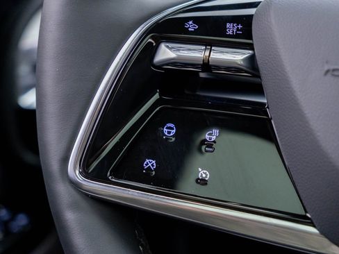 New 2026 Cadillac Lyriq Luxury RWD image 27