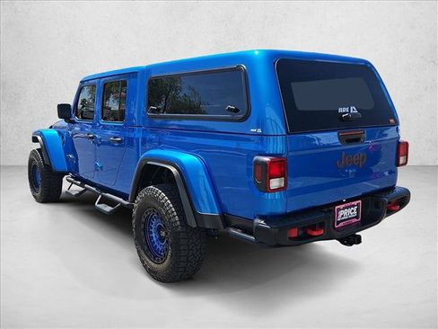 Used 2023 Jeep Gladiator Rubicon w/ Trailer Tow Package AWD/4WD image 8