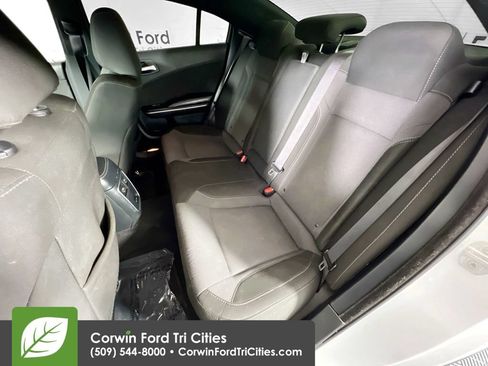 Used 2020 Dodge Charger SXT RWD image 27