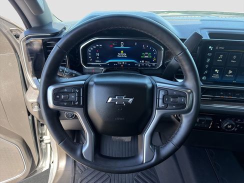 Used 2023 Chevrolet Silverado 1500 RST image 10