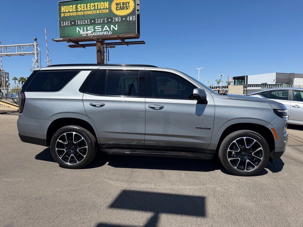 Used 2025 Chevrolet Tahoe RST w/ Comfort Package RWD image 7