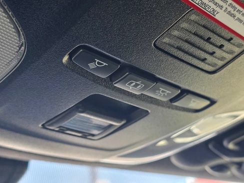 Used 2022 Toyota Corolla SE w/ Carpet Mat Package (TMS) FWD image 38