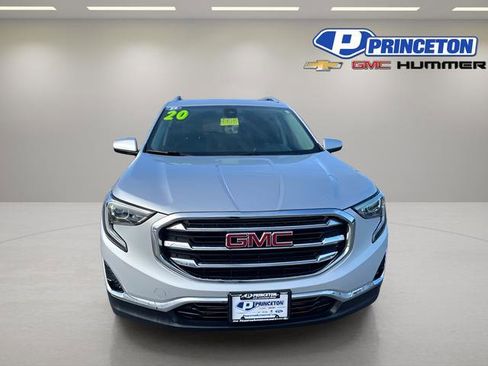 Used 2020 GMC Terrain SLT image 2