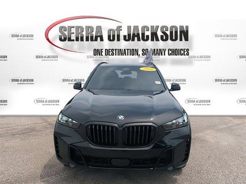 Used 2026 BMW X5 sDrive40i w/ M Sport Package RWD image 3