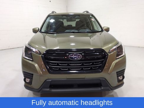 Certified 2024 Subaru Forester Premium AWD/4WD image 8