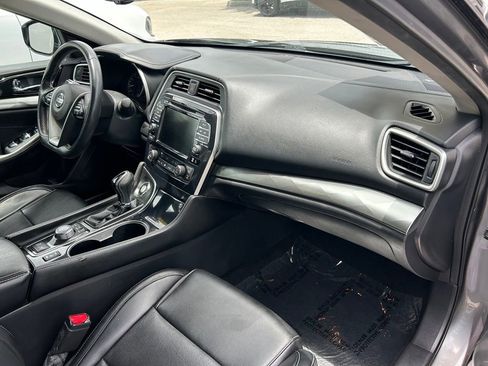 Used 2019 Nissan Maxima 3.5 SV w/ Floor Mat Group FWD image 42