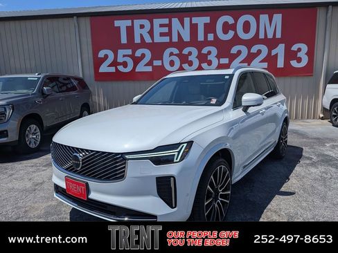 Used 2026 Volvo XC90 B5 Ultra AWD/4WD image 1